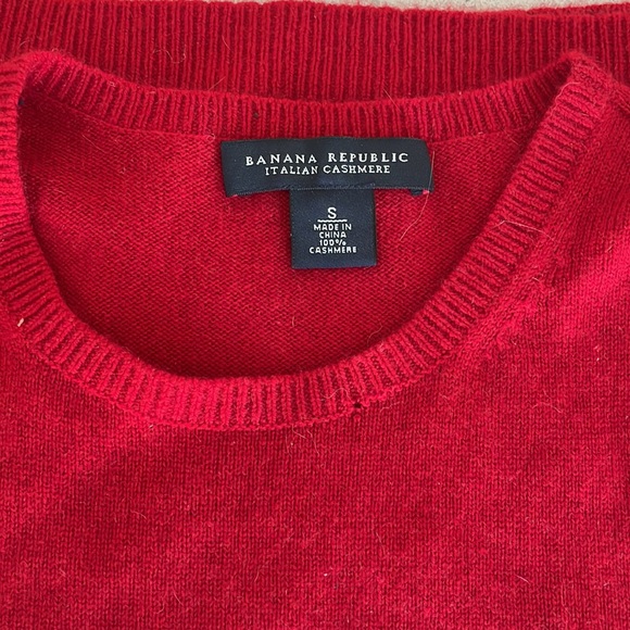 Banana Republic Italian Cashmere Sweater Vest - Picture 2 of 2